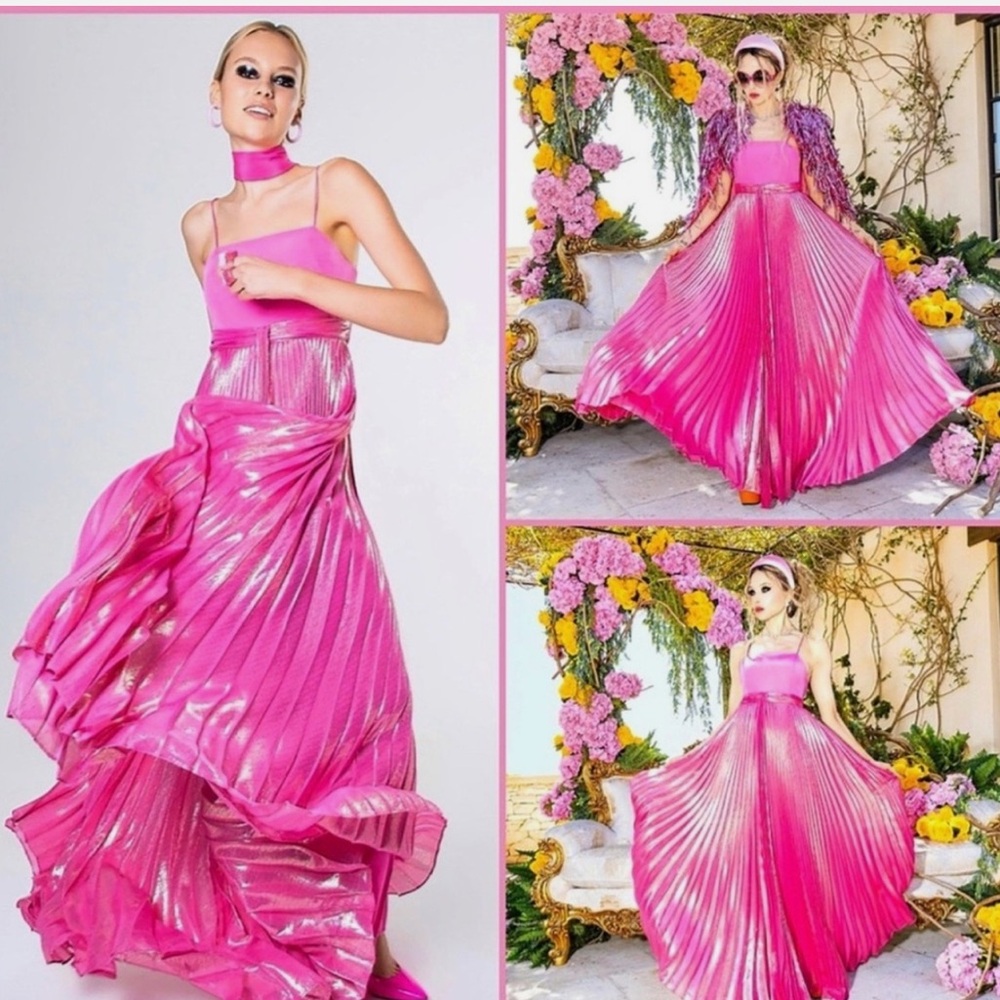 Alice and Olivia Despina Pleated Gown Size 6 Never Been Worn.